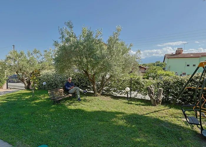 Zeusplace Traditional Villa Peponi