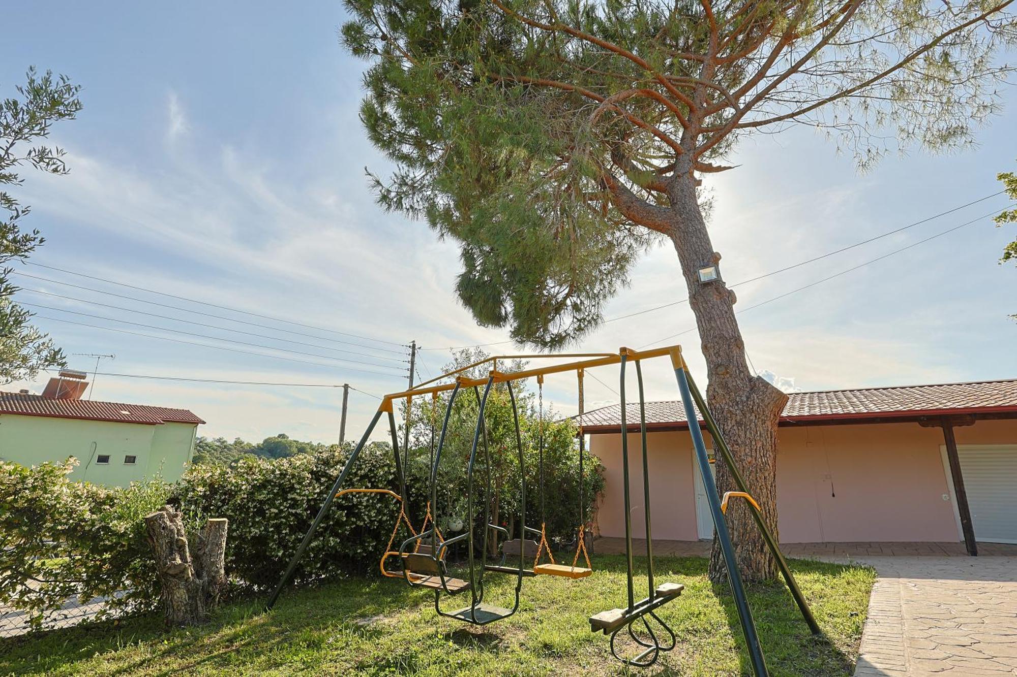 Zeusplace Traditional Peponi Villa