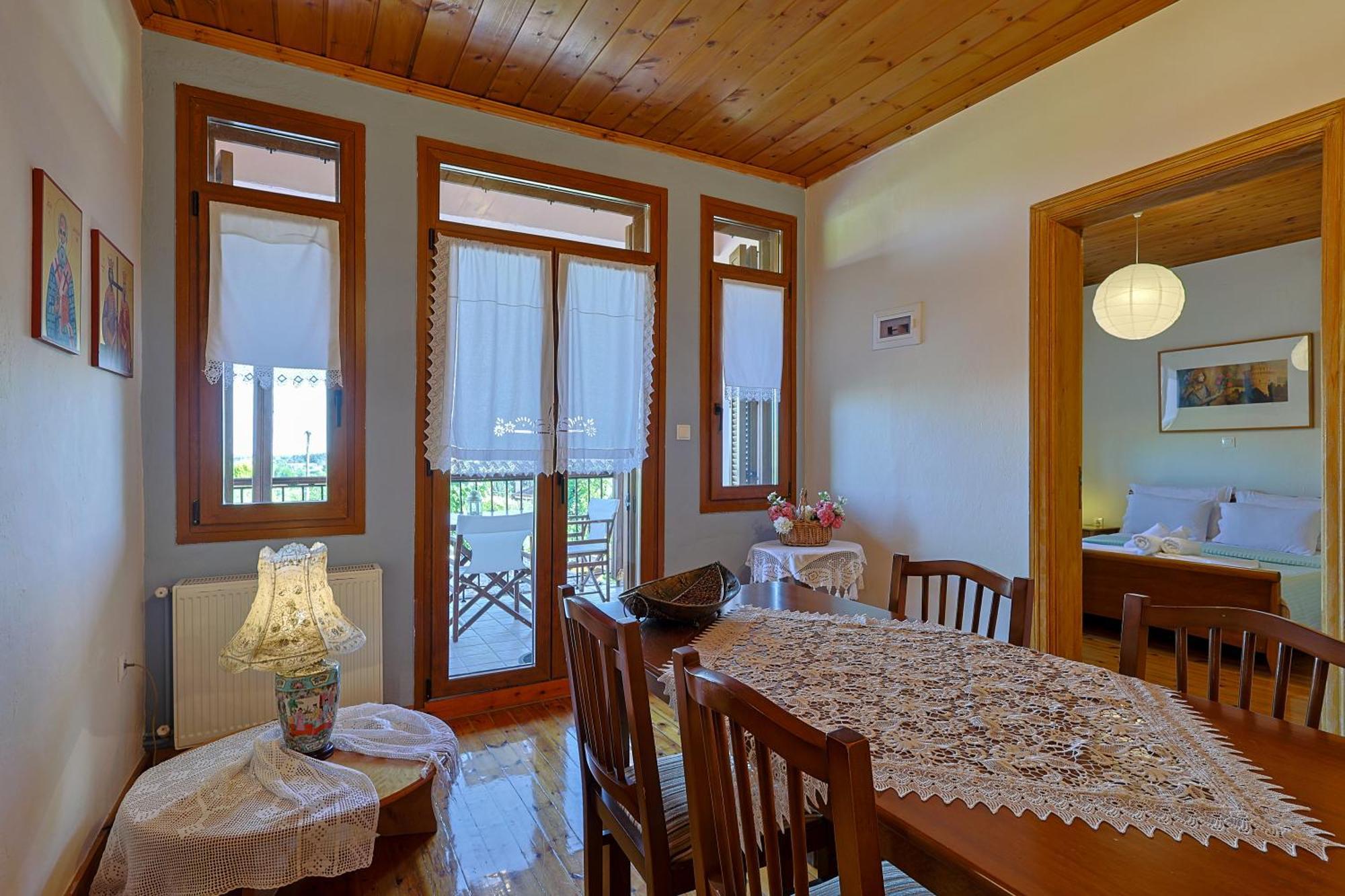 Zeusplace Traditional Peponi Villa *